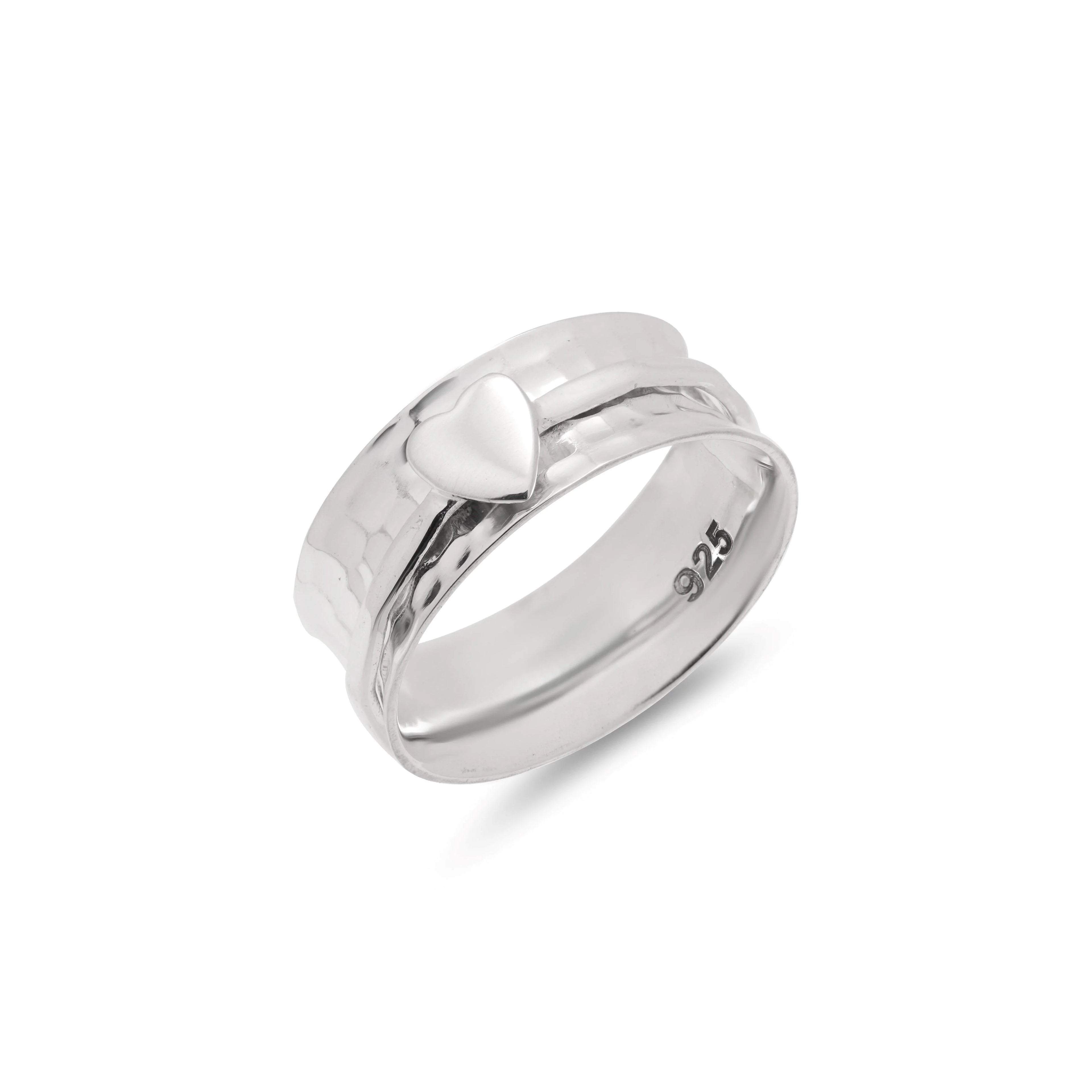 Dainty heart spinning ring UK Size T